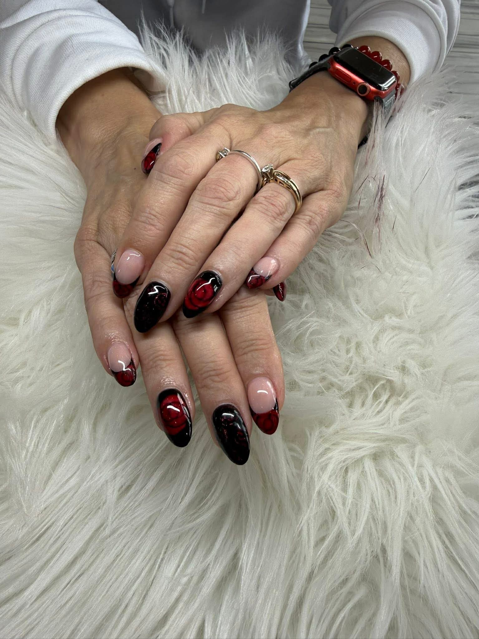 Lily Nails nail photo 2